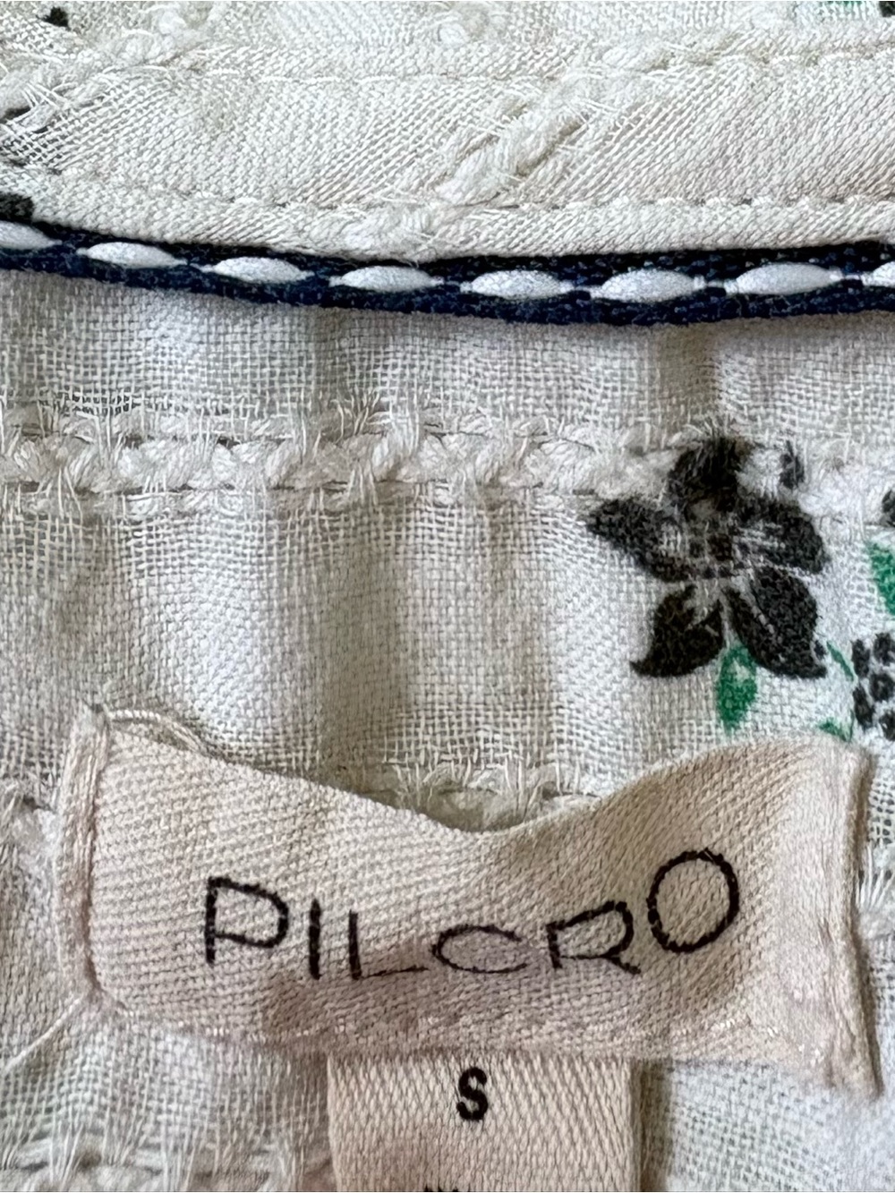 Anthropologie Pilcro Keira Blouse Light Floral Button-Front Top White/Green - Picture 2 of 3